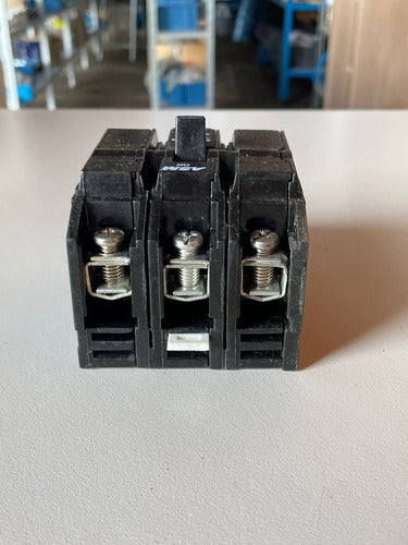 Disjuntor Nema Tripolar ASM3-B 30A Soprano