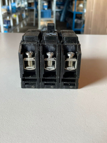 Disjuntor Nema Tripolar ASM3-B 30A Soprano